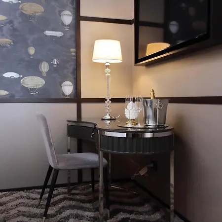 Helmirage Piazza Di Spagna Guest house *
