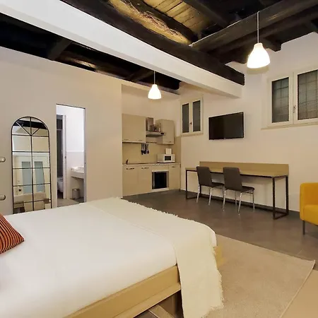 Apartment Trastevere & *