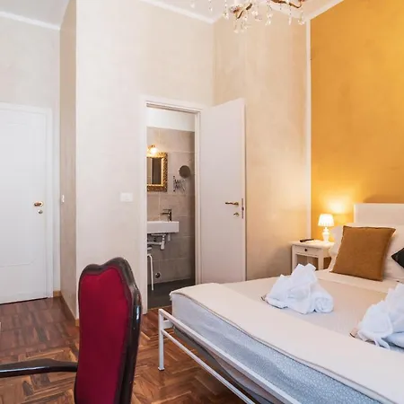 Golden Piazza Di Spagna Rom