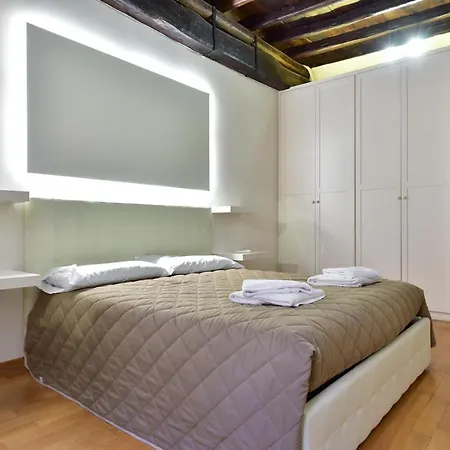 Elite 2 Apartment