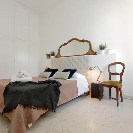 Amleto Apartment