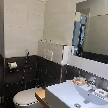 Luxury Sistina Suites