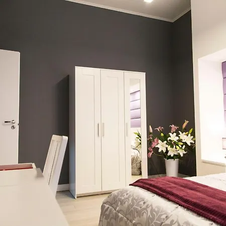 New In The Heart Of Trastevere Apartment Rome