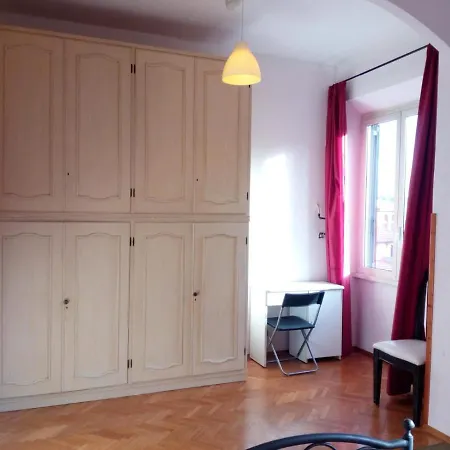 Large Vatican With 3 Bedroom For 6 Persons Apartment Rome