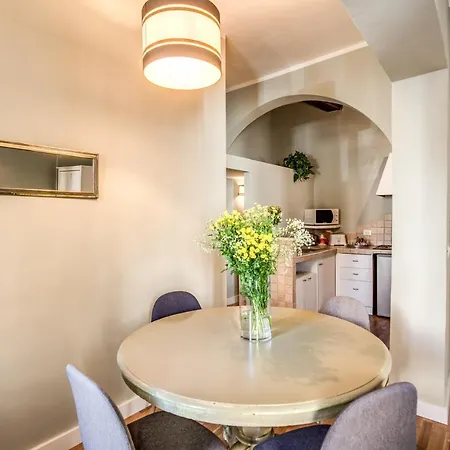 Rr Campo Dei Fiori Apartment