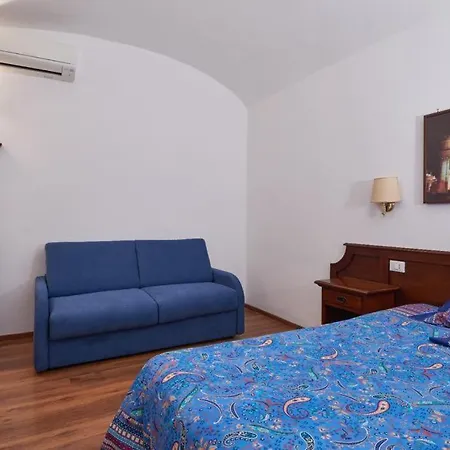 Vatican D'angelica Guest house Rome