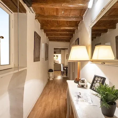 Romantica Studio-rental In Rome