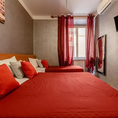4-bdr Among Colosseum&termini 10-people Apartment *