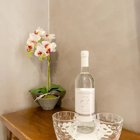 Apartment 4-bdr Among Colosseum&termini 10-people Rome