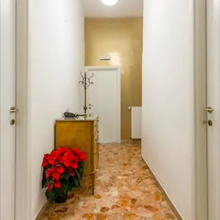 Sarah's Apartment Rome