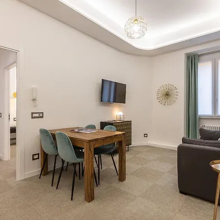 Lovely New Home, Piazza San Cosimato! Apartment *