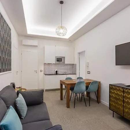 Lovely New Home, Piazza San Cosimato! *