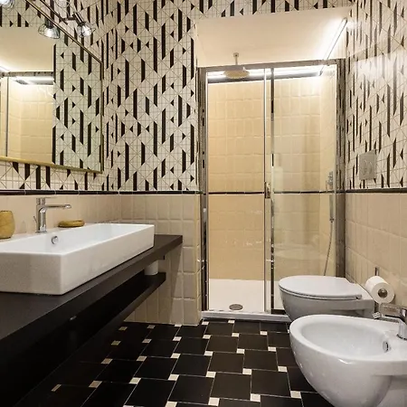 Lovely New Home, Piazza San Cosimato! Apartment Rome