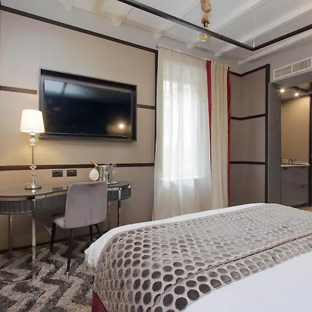 Helmirage Piazza Di Spagna Guest house