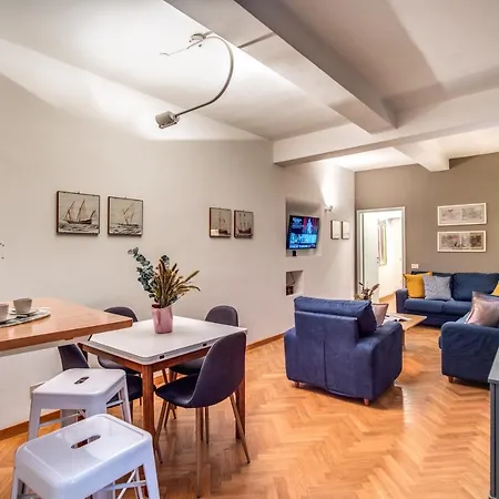 Casa Monserrato 2 Bedrooms - Campo De' Fiori Apartment
