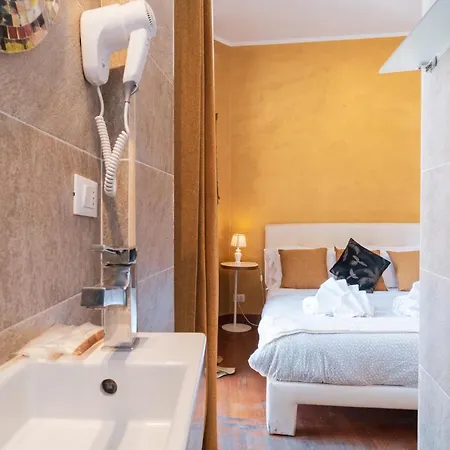 Gasthof Golden Piazza Di Spagna 3*