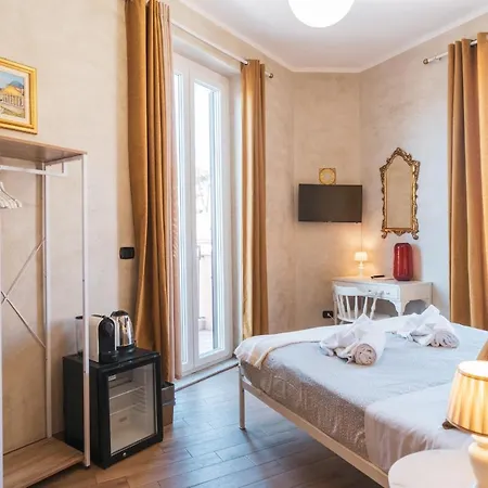 Golden Piazza Di Spagna 3*