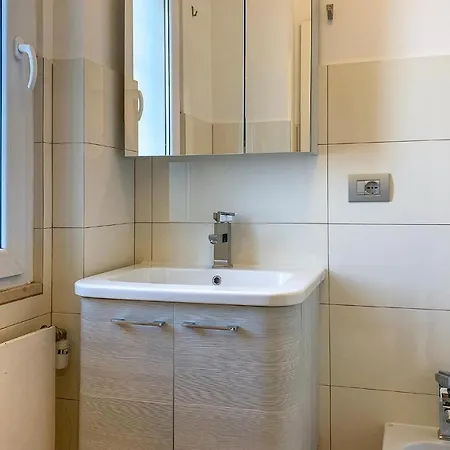 Stunning In With 1 Bedrooms And Wifi Rome