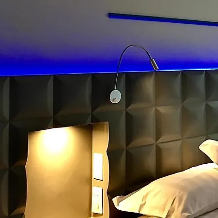 Guest house Z-archsuites