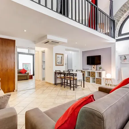 Spacious Loft In The Heart Of Rome