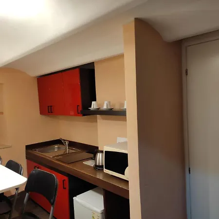 Affittacamere Relais Palazzo Taverna 3*