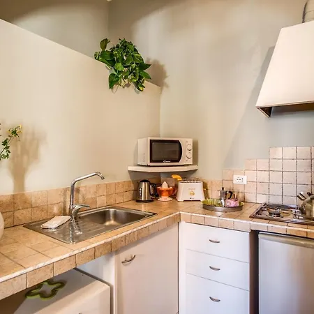 Rr Campo Dei Fiori Apartment *
