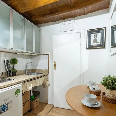 Romantica Studio-rental In * Rome