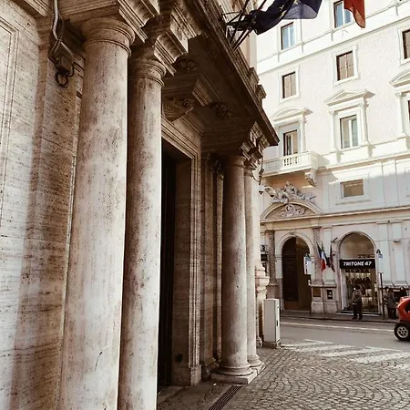 게스트하우스 Residenza Tritone Luxury Trevi Fountain