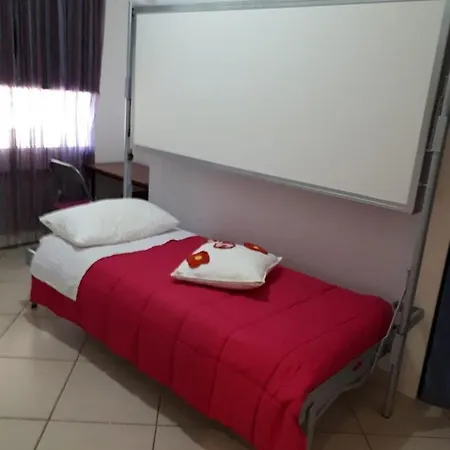 Tra Gianicolo E Trastevere Bed & Breakfast Řím