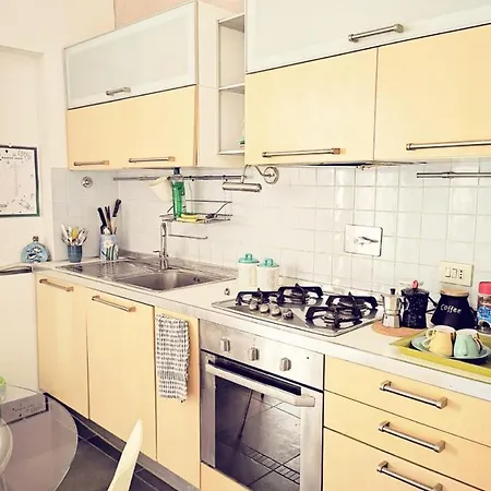 Bed & Breakfast Cinema House