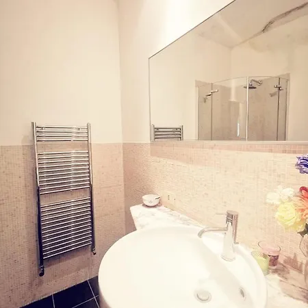 Cinema House 3*