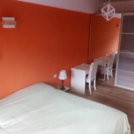 Guest house Il Coriandolo 2 *