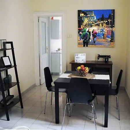 Vatican Nice Apartment *