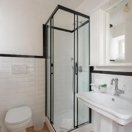 Apartment Iflat Trastevere Refined *