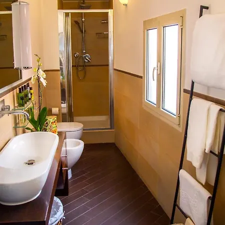 Experience Apartment *