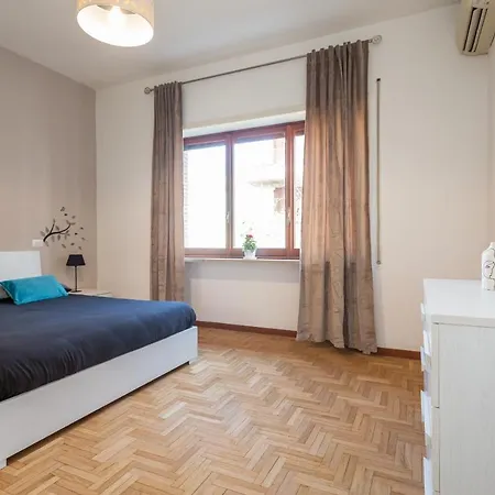 St Peter Cozy 2 Bdr With Garage Apartamento Roma
