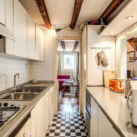 Lovely Attic With Private Terrace By Piazza Navona * Rome