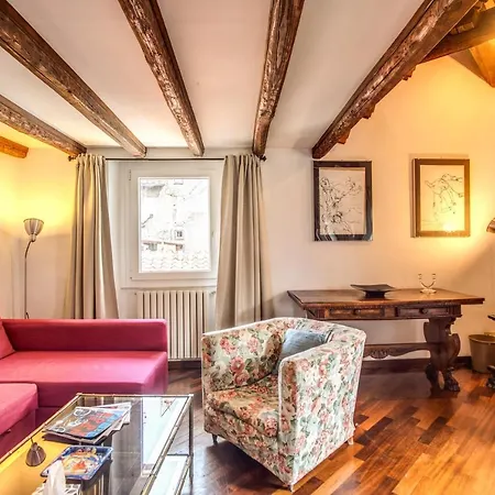 Lovely Attic With Private Terrace By Piazza Navona Rome