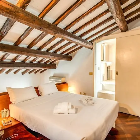 Apartment Lovely Attic With Private Terrace By Piazza Navona Rome
