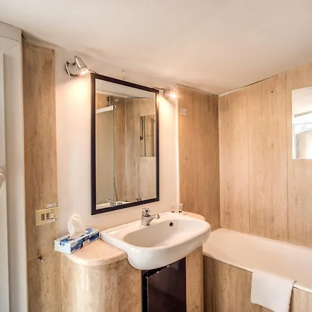 Apartment Lovely Attic With Private Terrace By Piazza Navona Rome