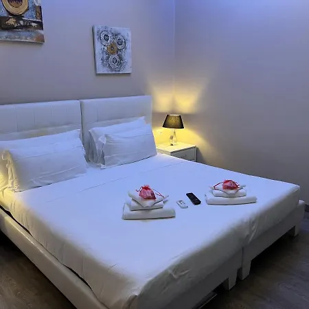 Guest house Luxury Sistina Suites *