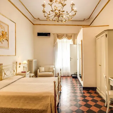 Labelle Hotell 2*