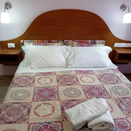 New Paradise Guest house *