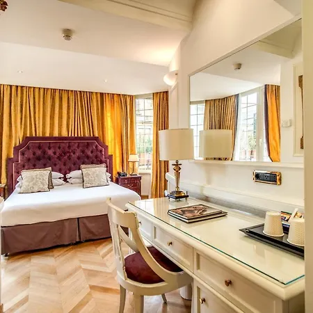 The Britannia Otel