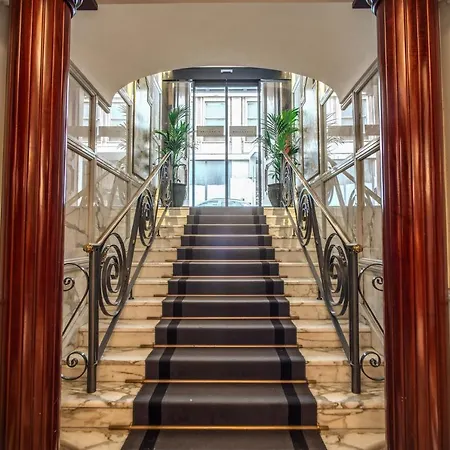 The Britannia 4*