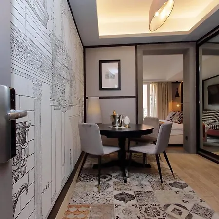 Helmirage Piazza Di Spagna Guest house *