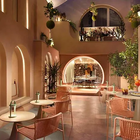 Leon's Place In Rome