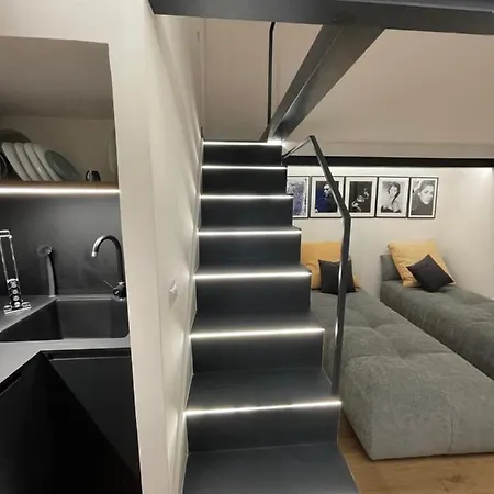 Casa Cappellari Design A Campo De' Fiori * Rome