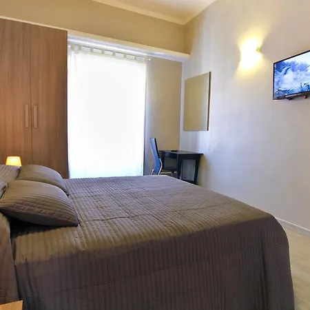San Pietro's - 2* Řím