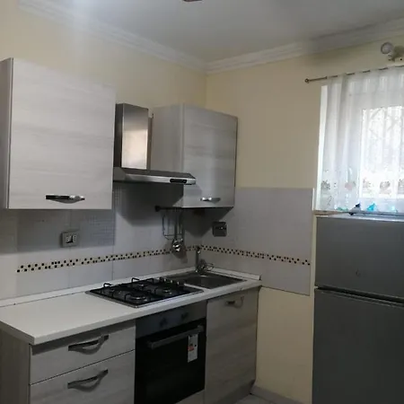 Indipendente In Grande Apartament Rzym
